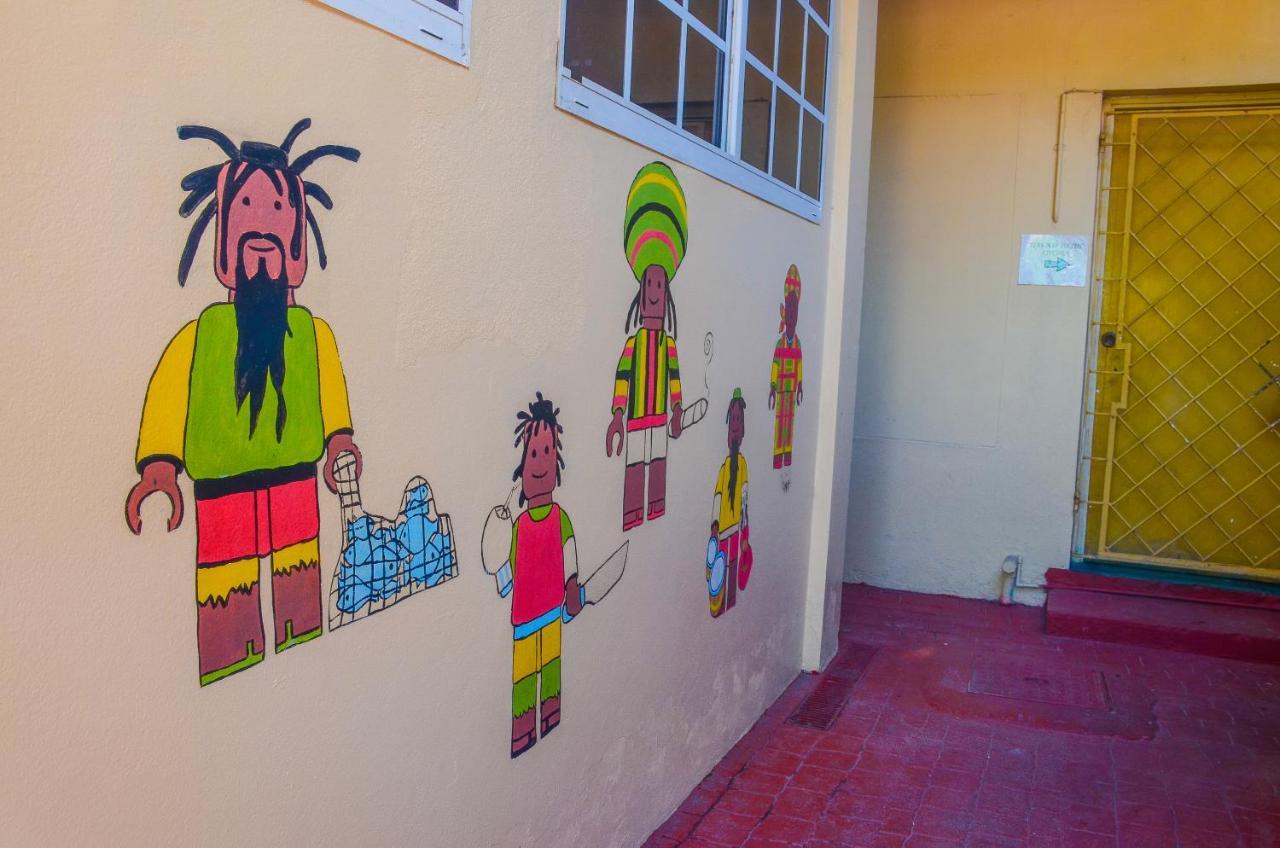 Reggae Hostel Ocho Rios Exterior foto